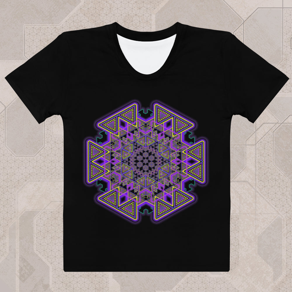 UTURI Psychedelic Street Style Graphic Women's T-Shirt • Design by Samuel Farrand